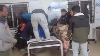 ସୁକିନ୍ଦା: ସିଂ ପେଟ୍ରୋଲ ପମ୍ପ ନିକଟ ରାସ୍ତାରେ ଦୁର୍ଘଟଣାରେ ଯୁବକ ଗୁରୁତର କଟକ ସ୍ଥାନାନ୍ତର