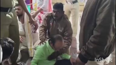 మంచిర్యాల: బాసర ఆలయంలో క్యూలైన్లో పడిపోయిన మంచిర్యాల జిల్లాకు చెందిన వ్యక్తిని సిపిఆర్ చేసి ప్రాణాలు కాపాడిన ఆలయ హోమ్ గార్డ్ లు