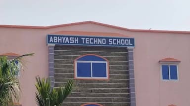 ରାୟଗଡା: ଅଭ୍ୟାସ ଟେକ୍ନ ସ୍କୁଲ୍ ପରିସରରେ ମାଁ ସରସ୍ଵତୀ ଙ୍କୁ ଆରଧନା ସହ ରୀତିନୀତି ଅନୁସାରେ ପୂଜାର୍ଚ୍ଚନା ପରେ ବିଦ୍ୟାରମ୍ଭ କାର୍ଯ୍ୟକ୍ରମ ଅନୁଷ୍ଠିତ