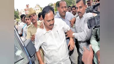 ಮೈಸೂರು: ಮುಡಾ ಹಗರಣ ಪ್ರಕರಣ ಸಿಎಂ ಸಿದ್ದರಾಮಯ್ಯ ಆಪ್ತ ಮುಡಾ ಮಾಜಿ ಅಧ್ಯಕ್ಷ ಕೆ.ಮರೀಗೌಡ ಆಸ್ತಿ ಮುಟ್ಟುಗೋಲು ಬಣ್ಣ ಬಯಲು ಮಾಡಿದ ಇಡಿ