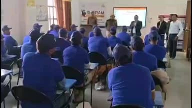 टांटोटी: RDTC सिंगावल में राष्ट्रीय सड़क सुरक्षा जागरूकता कार्यक्रम का आयोजन, यातायात नियमों की दी गई जानकारी