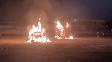 #ब्लैकआउट #मॉक #ड्रिल ने दिया #संदेश — हर #आपदा से #निपटने को #मऊ पूरी तरह #तैयार..
#MauNews #BlackoutMockDrill #Disaste...