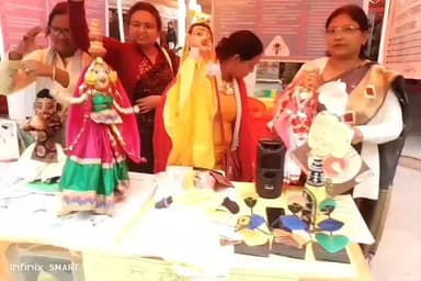 #बाँदा उत्तर प्रदेश के 77वे स्थापना दिवस के उपलक्ष्य में कलेक्ट्रेट सभागार में कार्यक्रम का आयोजन किया गया। #followerse...