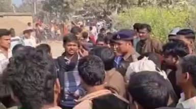 कटेया: मेंहिया बैरिया गांव के पास ग्रामीणों ने मवेशी तस्कर को पकड़कर पुलिस को सौंपा, दो के खिलाफ मामला दर्ज