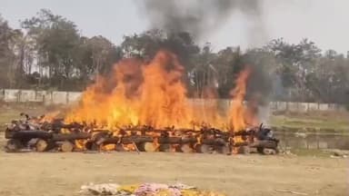 ओरमांझी: मुक्ति संस्था ने जुमार नदी तट पर 31 अज्ञात शवों का विधि-विधान से अंतिम संस्कार किया