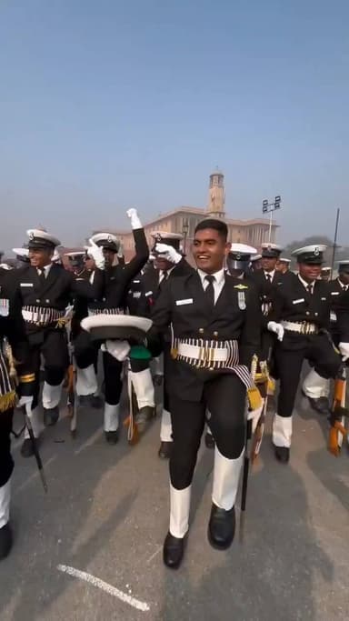 यह जो जोश है, उमंग है, गणतंत्र का रंग है...
#IndianNavy #KartavyaPath #PandraAugust