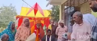 हरलाखी: मंगरहठा गांव में कांग्रेस जिलाध्यक्ष सुबोध मंडल ने गरीबों के बीच कंबल वितरित किए