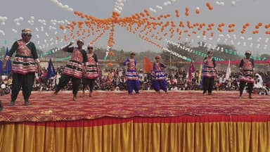 मनोहरथाना: मनोहर थाना मेला मैदान में उपखंड स्तरीय गणतंत्र दिवस समारोह आयोजित, 32 प्रतिभाओं को किया गया सम्मानित