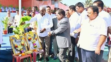 ಹೊಳಲ್ಕೆರೆ: ಪಟ್ಟಣದ ತಾಲ್ಲೂಕು ಕ್ರೀಡಾಂಗಣದಲ್ಲಿ ಗಣರಾಜ್ಯೋತ್ಸವ ಕಾರ್ಯಕ್ರಮ