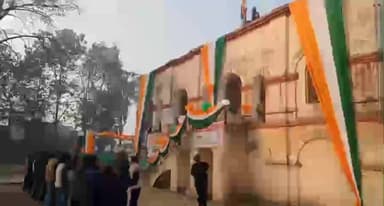 अमरिया: अमरिया तहसील से लेकर गांव तक गणतंत्र दिवस पर शान-ओ-शौकत से लहराया गया तिरंगा