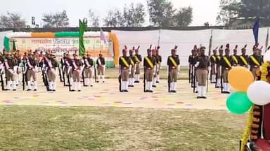 *बलिया पुलिस द्वारा गणतंत्र दिवस के शुभ अवसर पर किया गया भव्य परेड का आयोजन ।*
*मुख्य अतिथि मा0 परिवहन मंत्री उ0प्र0 सर...