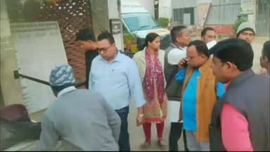 सकरा: केशोपुर चौक के पास अज्ञात वाहन की टक्कर से बाइक सवार गंभीर घायल, पुलिस जांच में जुटी