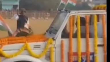 बिक्रमगंज: बिक्रमगंज में 77वां गणतंत्र दिवस, स्कूलों ने निकाली झांकियां