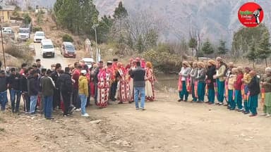 बाहवा पंचायत में बड़े ही हर्षोल्लास और धूमधाम से मनाई गई 26 जनवरी
#kullutodaynews #SachKiAwaaz #MediaPower #HimachalNew...