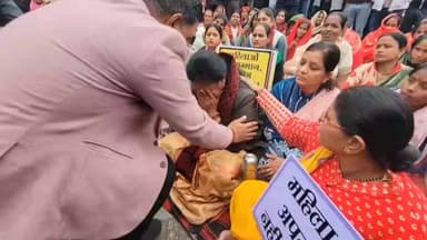 #कांग्रेस नेत्री एवं पूर्व #पालिकाध्यक्ष मीना शर्मा #रुद्रपुर #कोतवाली में #छलका दर्द, फूट-फूट कर रोई,पूर्व #विधायक #ठुक...