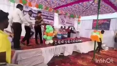 बेरला: मुड़पार में राष्ट्रीय सड़क सुरक्षा अभियान के अंतर्गत ग्रामीणों को यातायात नियमों के संबंध में जागरूक किया गया