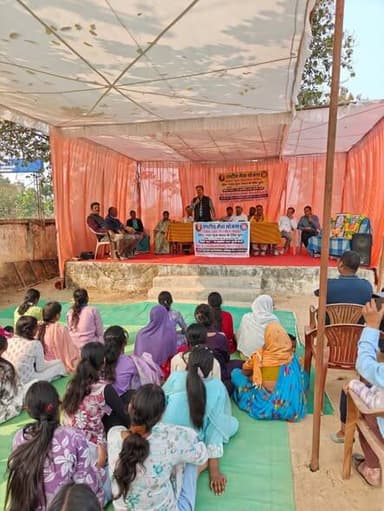 “नशा मुक्त भारत के लिए युवा” थीम पर शासकीय प्राथमिक शाला पुरानी लेदरी में राष्ट्रीय सेवा योजना इकाई शासकीय उच्चतर माध्यम...