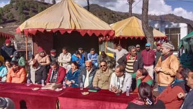 राजगढ़ी: जिला पंचायत ने गंगनानी मेले की रूपरेखा तैयार करने के लिए त्रिवेणी संगम गंगानी में की बैठक