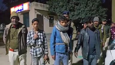 #गोपालगंज - थावे दुर्गा मंदिर चोरी मामला। मुख्य चोर शरीफ साईं गि"रफ्तार। उसको संरक्षण देने वाले अन्य तीन साथी भी गि'रफ्त...