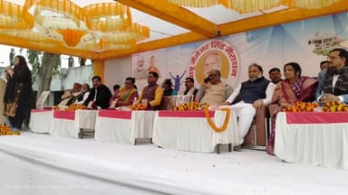 बैरिया: बलिया से बैरिया तक 42 किमी मैराथन दौड़ प्रतियोगिता में 60 खिलाड़ियों को किया गया पुरस्कृत