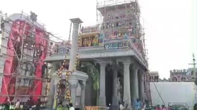 ராசிபுரம்: ஸ்ரீ வரதராஜபெருமாள் கோவிலில் முதலமைச்சர் மனைவி சாமி தரிசனம் செய்தார்