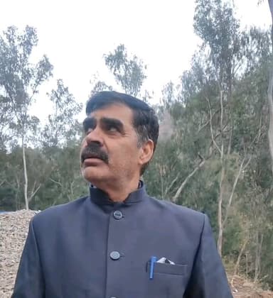 नमहोल: पूर्व विधायक बंबर ठाकुर ने हरलोग क्षेत्र का दौरा किया, भाजपा पर साधा निशाना, क्या कहा सुनें