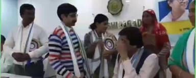 ভগবানগোলা ২: ভগবানগোলা ২ পঞ্চায়েট সমেটির উদ্যোগে ৩৬জন অসহাইকে পাট্টা প্রদান