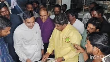 తాడికొండ: రాజధాని ప్రాంతంలోని శాఖమూరిలో అమరజీవి పొట్టి శ్రీరాములు విగ్రహ నిర్మాణ పనులను పరిశీలించిన మంత్రి నారాయణ