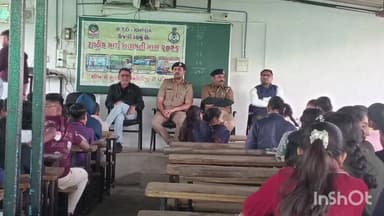 કપડવંજ: કપડવંજ તાલુકાના નિર્માલી ગામની હાઈટેક સ્કુલ ખાતે રાષ્ટ્રીય માર્ગ સલામતીની ઉજવણી કરવામાં આવી.