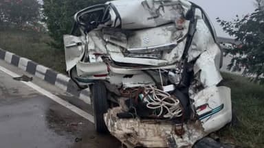 सैदपुर: गोपालपुर के पास तेज रफ्तार अज्ञात वाहन की टक्कर से कार के परखच्चे उड़े, न्यू लीलावती अस्पताल में घायल युवक की जान बची