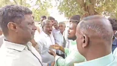 கண்டச்சிபுரம்: *மணம்பூண்டி ஊராட்சியில் 10 நாட்களாக குடிநீர் வழங்கவில்லை எனக் கூறி கிராம மக்கள் திருக்கோவிலூர் திருவண்ணாமலை சாலையில் சாலை மறியல்: