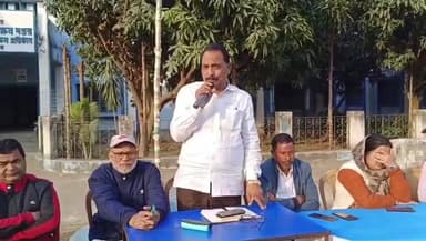 চাঁচল ২: SIR শুনানিতে হয়রানির বিরুদ্ধে তৃণমূলের কড়া বার্তা — চাঁচল ২ ব্লকে জরুরি বৈঠকে নেতৃত্বে রহিম বক্সি