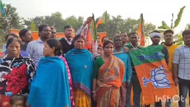 কুশমুণ্ডী: কুশমন্ডিতে তৃণমূল ও বাম ছেড়ে বিজেপিতে যোগদান ৫৩টি পরিবারের