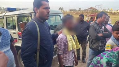 महनार: महनार रोड स्टेशन पर मोबाइल झपटमार गिरफ्तार, लोगों ने पीछा करके पकड़ा