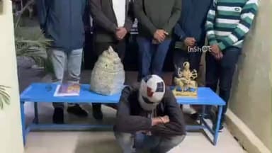 देऊळगाव राजा: देऊळगाव राजा येथील मंदिरात चोरी करणाऱ्या दोन्ही आरोपींच्या पोलिसांनी आवळल्या मुसक्या..