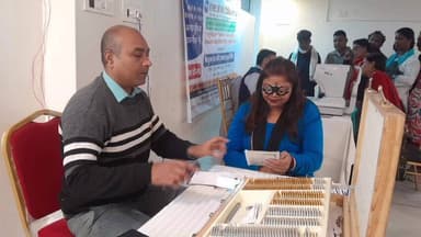 ओरमांझी: कांटा टोली में नेत्र जांच शिविर आयोजित, 76 लोगों की जांच हुई, 36 को मिलेगा मुफ्त चश्मा