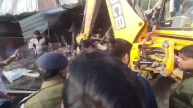 कोचस: कोचस में अतिक्रमण हटाने के दौरान अतिक्रमणकारियों और मजिस्ट्रेट के बीच हुई झड़प, पुलिस ने एक आरोपी को किया गिरफ्तार