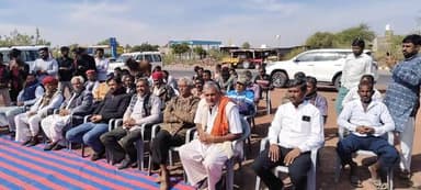 बालेसर कस्बे के ग्राम पंचायत कुई जोधा में कुई जोधा उप सरपंच जितेंद्र पालीवाल के नेतृत्व में ब्लॉक कांग्रेस कमेटी के अन...