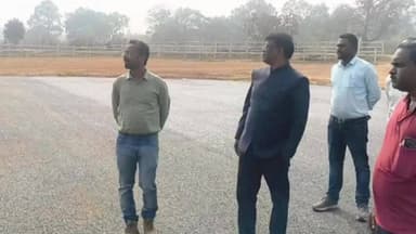 କରଞ୍ଜିଆ: ରାଷ୍ଟ୍ରପତିଙ୍କ ଗସ୍ତ କାର୍ଯ୍ୟକ୍ରମ ନେଇ ଯଶିପୁର ଠାରେ ଅସ୍ଥାୟୀ ହେଲିପ୍ୟାଡ ସ୍ଥଳ ବୁଲି ସ୍ଥିତି ଅନୁଧ୍ୟାନ କଲେ ମନ୍ତ୍ରୀ