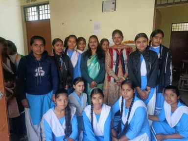 राजकीय बालिका इंटर कॉलेज उतरौला की छात्राओं को मिला सुरक्षित व सुव्यवस्थित शैक्षणिक वातावरण
जनपद बलरामपुर में बालिकाओं ...