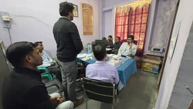 नीमचक बथानी अंचल कार्यालय का निरीक्षण, लंबित आवेदनों के त्वरित निष्पादन का निर्देश
नीमचक बथानी। दिनांक 29 जनवरी 2026 को ...