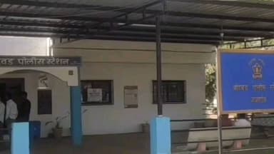 बोदवड: बोदवड तालुक्यातील येवती या गावातून अल्पवयीन मुलीस फूस लावून पळवून नेले, बोदवड पोलीस ठाण्यात गुन्हा दाखल