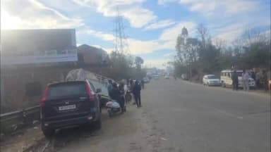 हमीरपुर के कोहली पास पर आज एक बहुत ही भयंकर और दर्दनाक सड़क हादसा #hamirpurnews #hamirpur #accident #accidentnews #Accid...