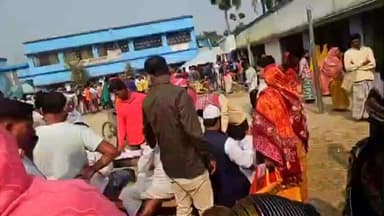 ভাঙড় ২: দিন যত এগোচ্ছে ক্যাম্পে ভিড় তত বাড়ছে, ভগবানপুর অঞ্চলে SIR এর ক্যাম্পে হাজার হাজার মানুষের ঢল