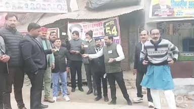 जलालाबाद: जलालाबाद बूथ पर उत्तर प्रदेश बार काउंसिल के मतदान में 123 अधिवक्ताओं ने डाले वोट, कल शनिवार को भी डाले जाएंगे वोट