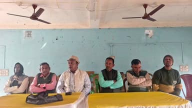 মানবাজার ২: মানবাজার-২ নং ব্লক তৃনমুল কংগ্রেসের অনুষ্ঠিত হল সাংগঠনিক বৈঠক,উপস্থিত জেলা সভাপতি