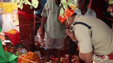 ఇల్లందు: ఇల్లెందు మండల పరిధిలోని బుజ్జాయిగూడెం సమ్మక్క-సారలమ్మ దర్శించుకున్న జిల్లా ఎస్పీ రోహిత్ రాజు