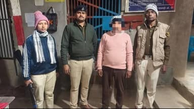 आज दिनांक 30.01.2026 को माननीय न्यायालय द्वारा निर्गत NBW वारंटी 01. मो0 सौकत अली पिता अनबारुहक सा0 मुरीया 02.अर्जुन सह...