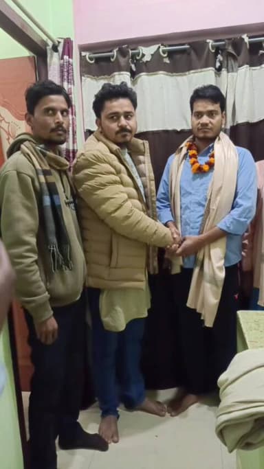 परिहार: परिहार के मिंटू कुमार ने CISF परीक्षा में सफलता पाई, सम्मानित