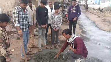 बकानी: कुशलपुरा गांव में खोदी गई पाइपलाइन के निर्माण में ग्रामीणों ने लगाया घटिया सामग्री का आरोप